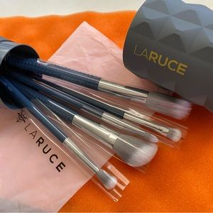 Brand New - “The Christine Set” 5 pc brush set with Graphite Rennie Cup